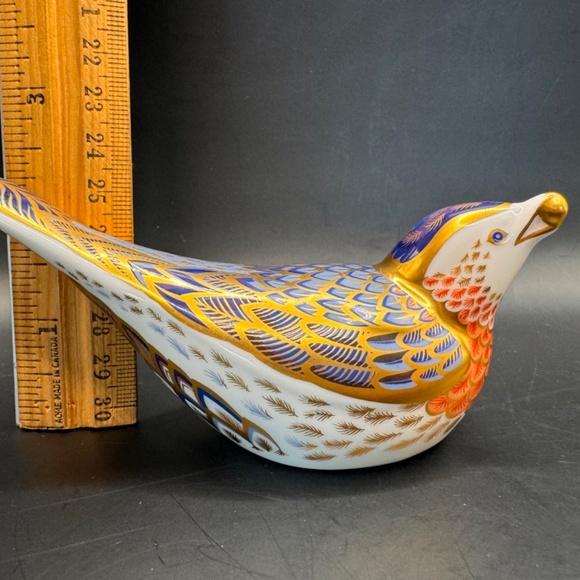 Royal Crown Derby "Bluebird" paperweight signed by Hugh Gibson with gold stopper - Picture 12 of 14